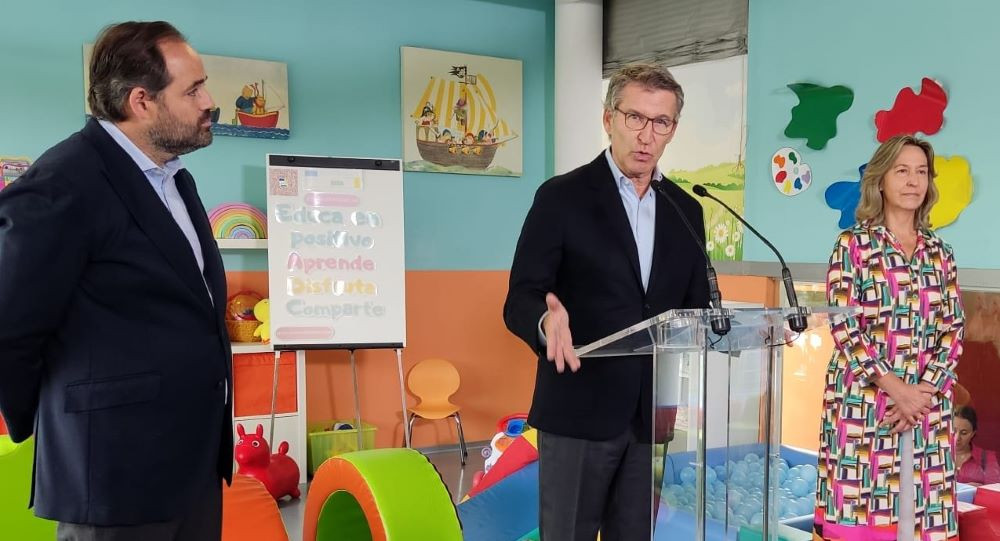 Imagen de archivo de la visita del líder del PP a otra escuela infantil de Guadalajara. Imagen: El Decano