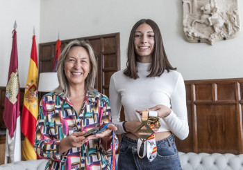 Recepción en el Ayuntamiento de Guadalajara de Lena Moreno Reyes tras su oro en el Grand Prix de Charlotte