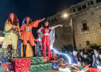 GALERÍA DE FOTOS: Guadalajara se convierte en un gran escenario con el espectacular Desfile de Carrozas 