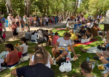 GALERÍA DE FOTOS: Paella de Peñas, Concurso de Charangas y concierto tributo a Estopa