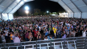 La Casa de Asturias de Azuqueca consigue un nuevo récord de escanciado, que será una nueva Fiesta de Interés Provincial