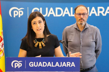 El PP denuncia una "campaña de difamación" contra Mane Corral, tras el incidente del pregón