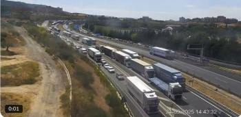 Más de 2 km. de retenciones por un accidente múltiple en la A-2, a su paso por Guadalajara