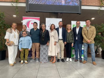 Castilla-La Mancha trabaja para avanzar en la accesibilidad de las personas ostomizadas a aseos adaptados