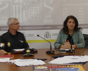 La subdelegada del Gobierno destaca el valor solidario de la Policía Nacional