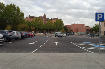 El aparcamiento junto al Ayuntamiento de Azuqueca ya está en servicio