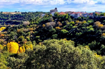 El Ayuntamiento de Fuentes de la Alcarria albergará el centro de recepción de visitantes del Valle del Río Ungría