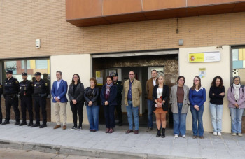 Minuto de silencio por las dos últimas mujeres asesinadas por violencia machista