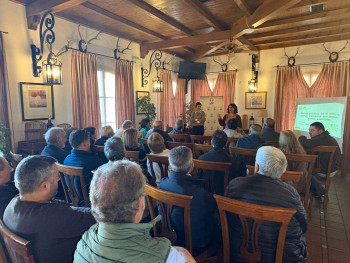 Las aromáticas se postulan como cultivo alternativo a la lavanda