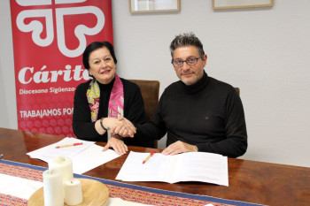 Sin Fronteras y Guadalajara CF firman un convenio para mejorar la inclusión a través del deporte