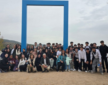 Escolares de la comarca de Fadeta visitan la instalación fotovoltaica del Centro Joven de Sacedón 