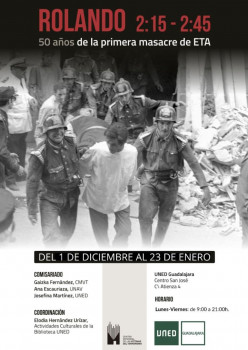 Exposición temporal de la UNED en el hall del Centro San José 