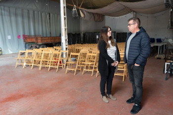 La Diputación invierte casi un millón de euros para suministrar mesas y sillas a los pueblos de menos de 20.00 habitantes