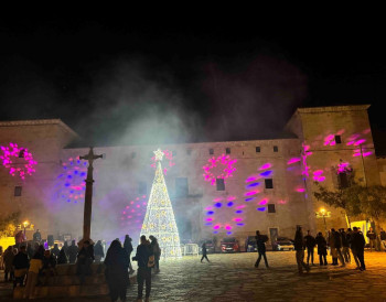 Pastrana enciende la Navidad con música, luces y la ilusión de los más pequeños