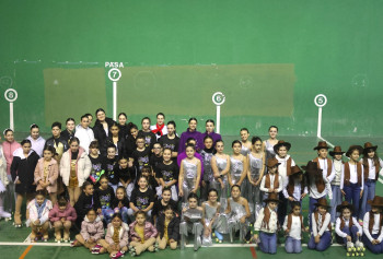 Cabanillas celebra la exhibición Navideña de la Escuela Municipal de Patinaje