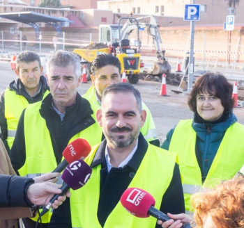 Comienzan las obras de rehabilitación de la calle Dos de Mayo con ciclo carril y 53 nuevas plazas de aparcamiento