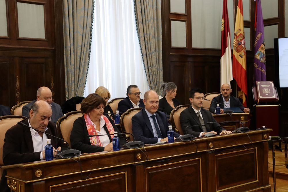 Imagen: Grupo del PP en la Diputación