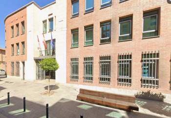 Se agrava la situación denunciada por UGT en el INSS: dos trabajadores en la calle sin poder cobrar el paro