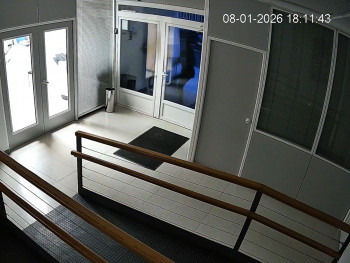 Violento ataque a la sede del PSOE en Guadalajara