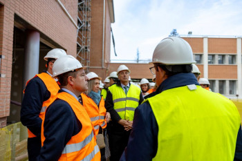 Nuevo rifirrafe entre Junta y PP. Ahora por cuestiones protocolarias en la visita a las obras del Campus