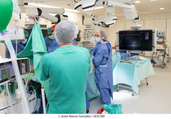 El quirófano híbrido del Hospital Universitario de Guadalajara cumple un año con cerca de 500 intervenciones