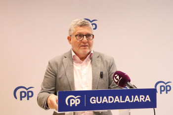Redondo pide a Rojo que vote "no" a la financiación "pactada entre Pedro Sánchez y los separatistas" 