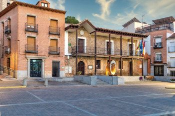 UGT denuncia el bloqueo de la negociación colectiva en el Ayuntamiento de Almoguera