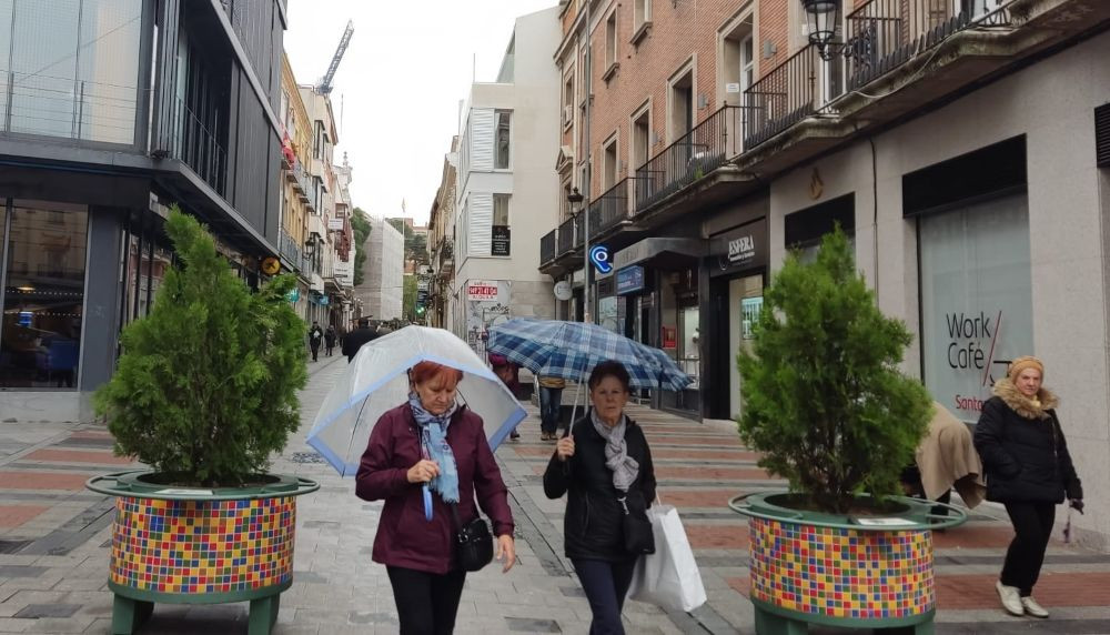 Según la previsión de la Aemet, la jornada de mañana estará marcada por precipitaciones generalizadas en toda la provincia.// Imagen: El Decano