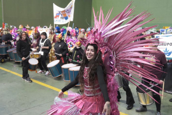 El Carnaval de Azuqueca busca abrigo en La Caja para salvaguardarse de la lluvia