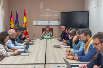 La Junta de Gobierno Local da luz verde a la compra de un nuevo vehículo autoescala para los bomberos