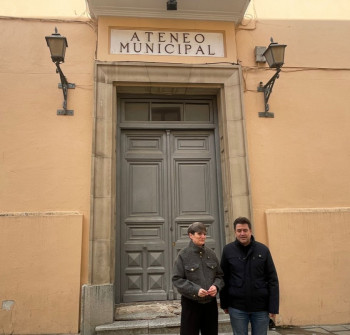 Aike denuncia el "estado de abandono" del Ateneo Municipal