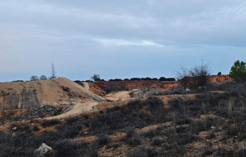 Loranca de Tajuña emprende una batalla contrarreloj para evitar la reactivación de una cantera