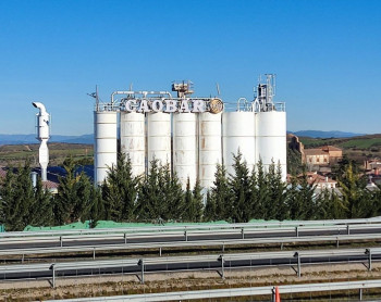 Caobar busca compradores