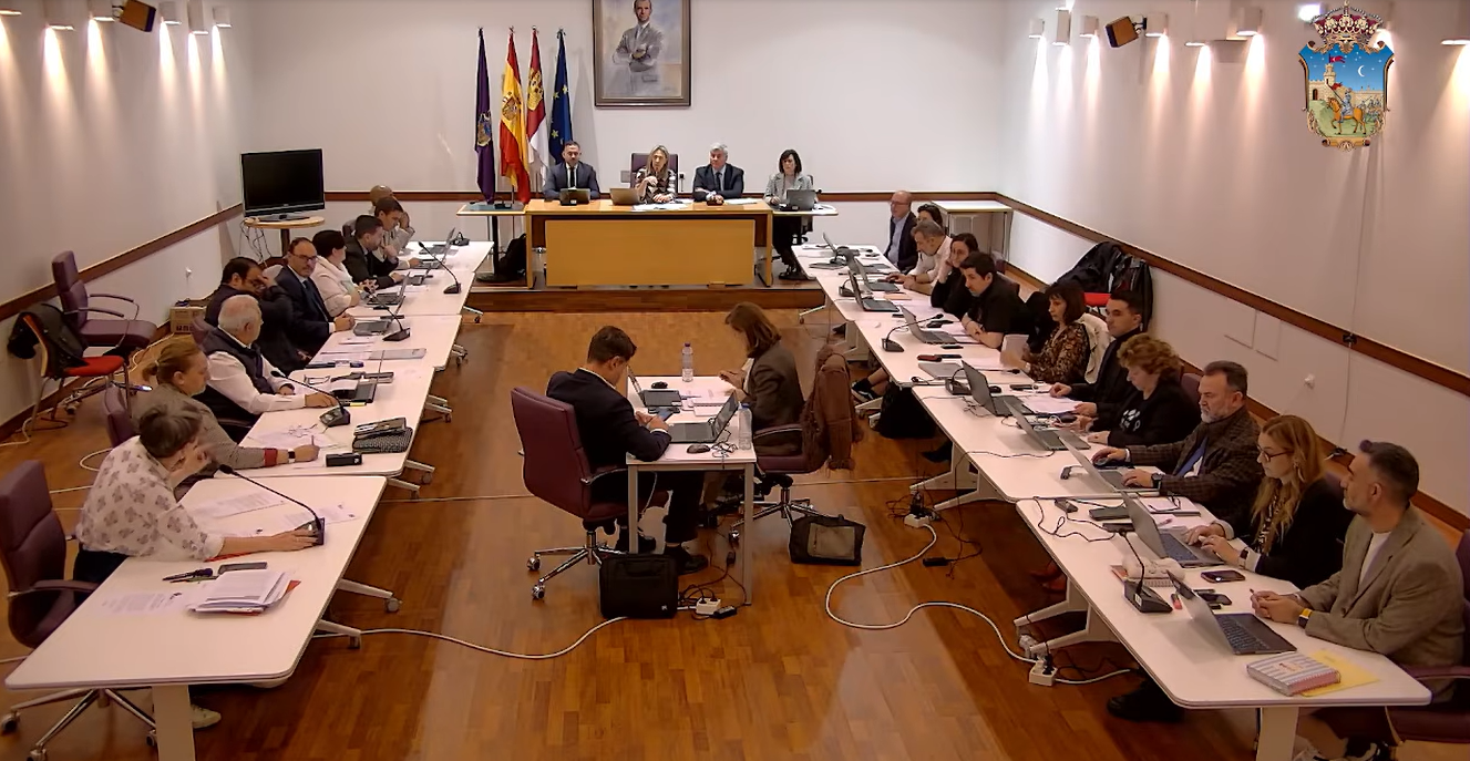 Imagen: Retransmisión en directo Pleno Ayuntamiento Guadalajara. 