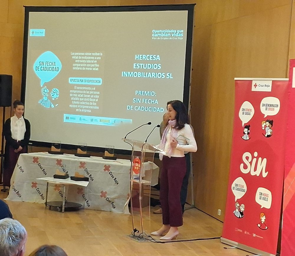 La directora de Recursos Humanos, Monica Cezón ha señalado que en Hercesa creemos firmemente que el talento no tiene fecha de caducidad. La experiencia y la juventud no compiten, se complementa. //Imagen: Hercesa