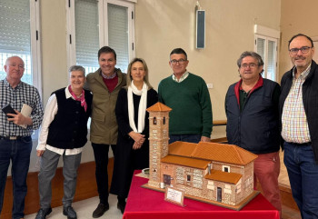 Inauguración de la exposición “Maquetas de Iriépal” organizada por la Asociación de Mujeres del pueblo