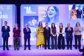 Concepción Carrasco y Acisjf reciben el reconocimiento del Gobierno regional por el Día Internacional de las Mujeres 