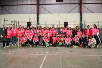 Paco Núñez participa en Torija en una marcha solidaria por la lucha contra el cáncer de mama con motivo del Día de la Mujer