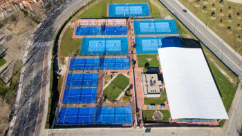 Guadalajara renueva cuatro pistas de tenis en la Ciudad de la Raqueta 