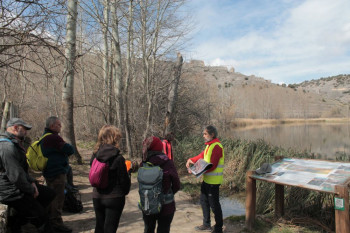 El Hidrogeodía 2026 muestra las entrañas del ciclo del agua en el Monumento Natural Sierra Pela y Laguna de Somolinos