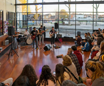 Centenares de jóvenes disfrutaron de una amplia variedad de actividades gratuitas en la Semana de la Juventud