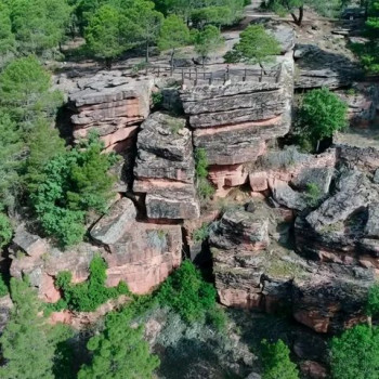 Muere un hombre tras caer por las escaleras del mirador del Barranco de la Hoz