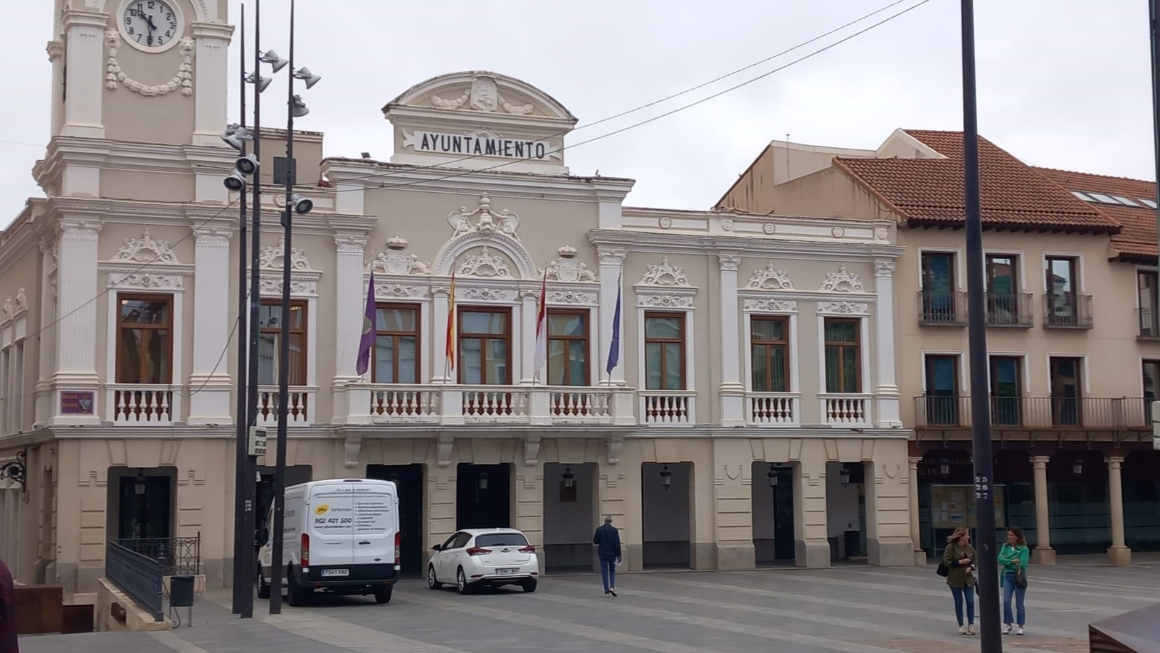 Desalojan el Ayuntamiento de Guadalajara