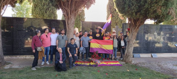 Cabellos afirma que la intención de los agentes de la Policía durante la ofrenda floral por el 14 de abril "siempre fue informativa"