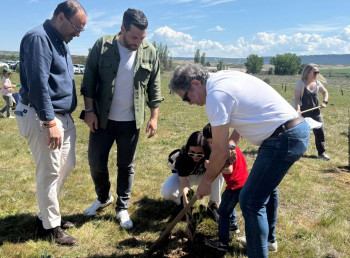La finca de Castillejos celebra la cuarta edición de 'Un nacimiento, un árbol'