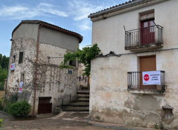 Turmiel rechaza las macrogranjas de Aviagen con 154 firmas