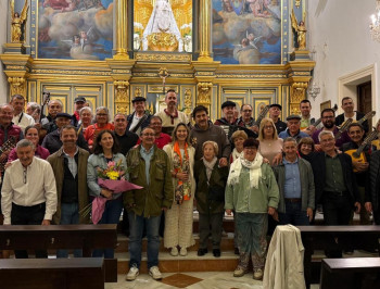 Las rondas de Mayo llenan de tradición las plazas de Guadalajara pese a la lluvia