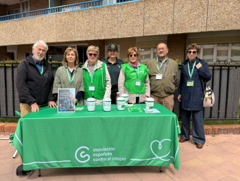 Guadalajara se para por una causa que no espera: más de 60 voluntarios salen a la calle contra el cáncer