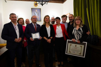 Javier Sanz Serrulla, nombrado Hijo Predilecto de Sigüenza en un emotivo homenaje institucional