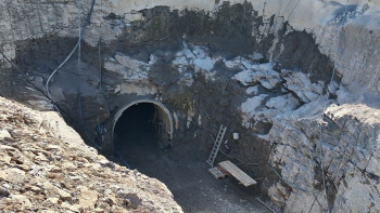Dos trabajadores atrapados por un derrumbe en la mina de Santa Catalina de Hiendelaencina